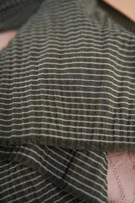 Bombe Serisi Çizgili Haki Şal - Thumbnail