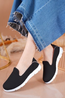 Bayan Fileli Siyah Beyaz Ayakkabı - Thumbnail