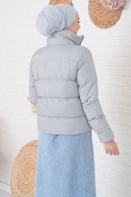 Dik Yakalı Kısa Gri Şişme Mont - Thumbnail