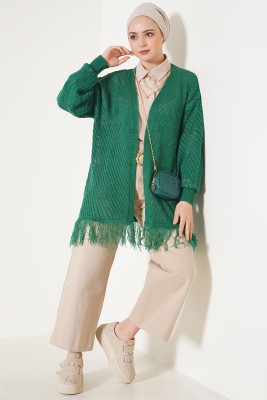  Püsküllü Zümrüt Hırka - Thumbnail