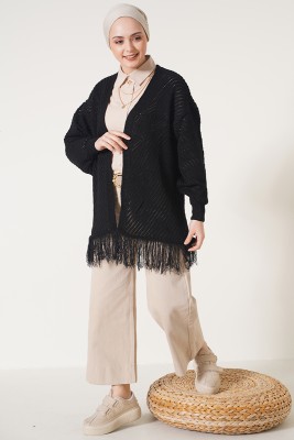  Püsküllü Siyah Hırka - Thumbnail