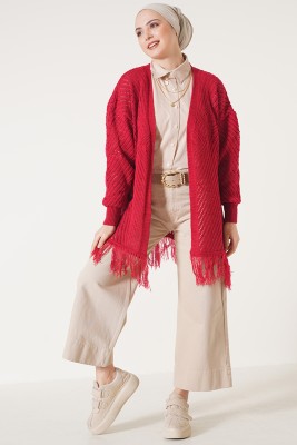  Püsküllü Kırmızı Hırka - Thumbnail