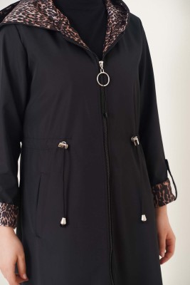 Bileği Çizgili Kapüşonlu Siyah Leopar Trençkot - Thumbnail