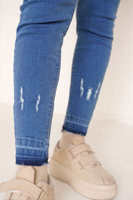 Paçaları Sökük Jean Pantolon Orta Kot - Thumbnail