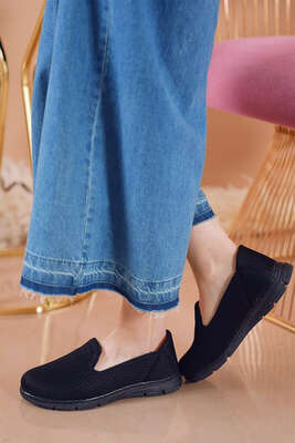 Bayan Fileli Siyah Spor Ayakkabı - Thumbnail