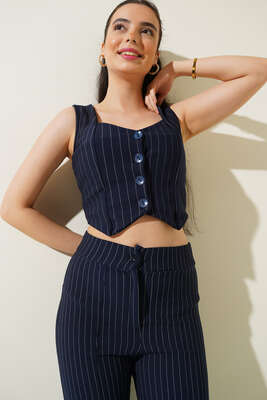 İnce Çizgili Kısa Yelek Lacivert - Thumbnail