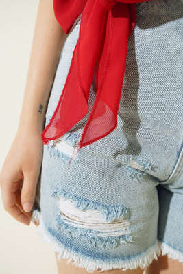 Lazer Kesim Sökük Jean Şort Kot Mavisi - Thumbnail