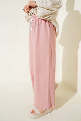 Beli İp Bağlamalı Paçası Yırtık Detaylı Pantolon Pudra - Thumbnail