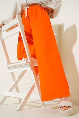 Beli İp Bağlamalı Paçası Yırtık Detaylı Pantolon Oranj - Thumbnail