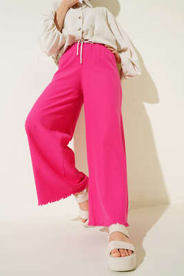 Beli İp Bağlamalı Paçası Yırtık Detaylı Pantolon Fusya - Thumbnail