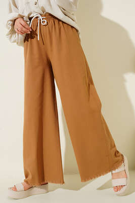 Beli İp Bağlamalı Paçası Yırtık Detaylı Pantolon Camel - Thumbnail
