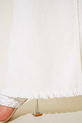 Beli İp Bağlamalı Paçası Yırtık Detaylı Pantolon Ekru - Thumbnail