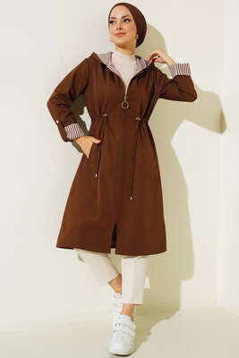 Bileği Çizgili Kapüşonlu Kahve Trençkot - Thumbnail