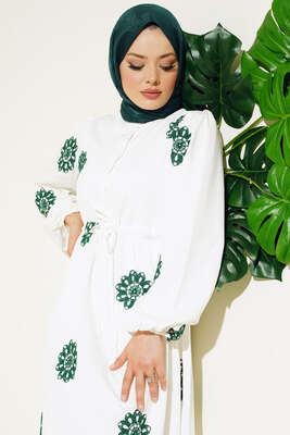 Çiçek Nakış İşlemeli Elbise Zümrüt Yeşil - Thumbnail