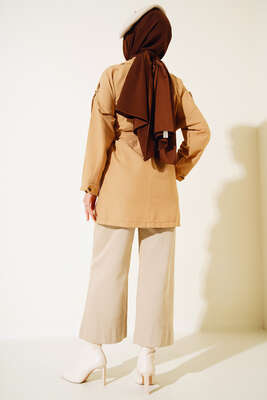 Üç Düğmeli Kısa Trençkot Camel - Thumbnail
