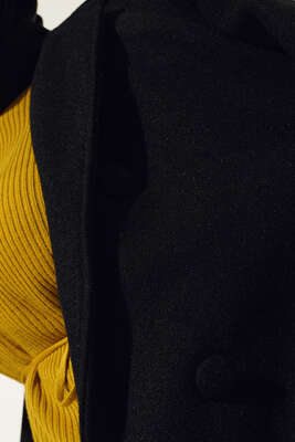 Yan Cepli Düğmeli Uzun Kaşe Kaban Siyah - Thumbnail