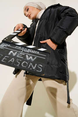 Beli Bağlamalı Şişme Mont Siyah - Thumbnail