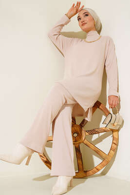 Boğazlı Yırtmaçlı İkili Takım Bej - Thumbnail