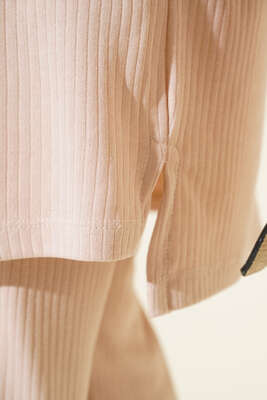 Boğazlı Yırtmaçlı İkili Takım Bej - Thumbnail