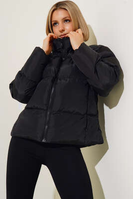 Dik Yaka Kısa Şişme Mont Siyah - Thumbnail