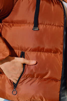 Kapüşonlu Kısa Şişme Mont Taba - Thumbnail