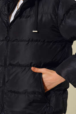 Kapüşonlu Kısa Şişme Mont Siyah - Thumbnail