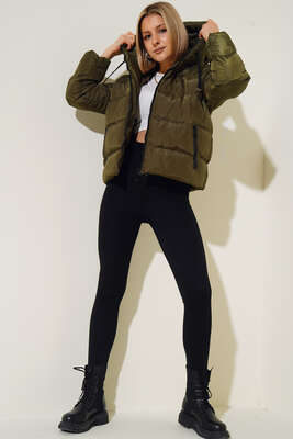 Kapüşonlu Kısa Şişme Mont Haki - Thumbnail