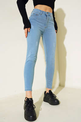 Sökük Detaylı Dar Paça Kot Pantolon Açık Mavi - Thumbnail