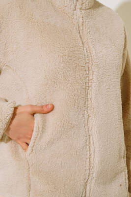 Cepli Dik Yaka Peluş Mont Bej - Thumbnail