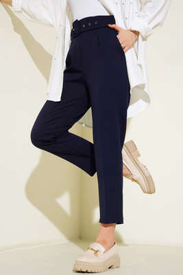 Pazarium - Kemerli Kopçalı Kumaş Pantolon Lacivert