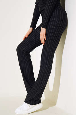 Pazarium - İnce Çizgili İspanyol Paça Pantolon Siyah
