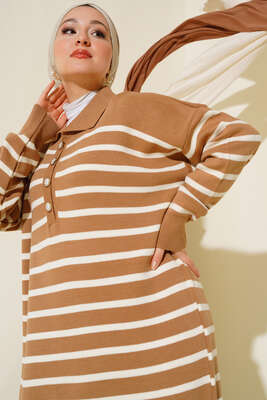 Çizgili Düğmeli Triko Elbise Latte - Thumbnail