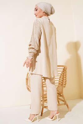 Kolları Piliseli Keten İkili Takım Bej - Thumbnail