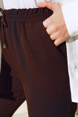 İp Detaylı Beli Lastikli Dar Paça Acı Kahve Pantolon - Thumbnail