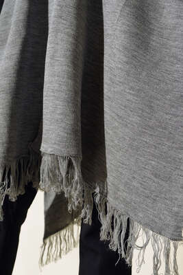 İp Saçaklı Kolsuz Panço Gri - Thumbnail