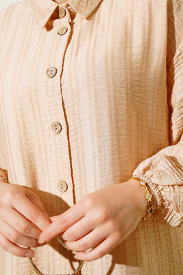 Boydan Tahta Düğmeli Uzun Tunik Bej - Thumbnail