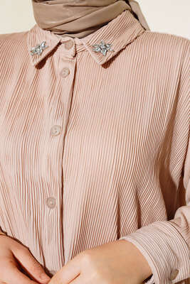 Yaka Çiçek Taşlı Takım Bej - Thumbnail