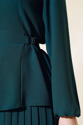 Yanları Tokalı İkili Takım Zümrüt Yeşili - Thumbnail