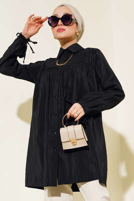 Pazarium - Yakası Zincirli Manşet Bağcıklı Gömlek Siyah 