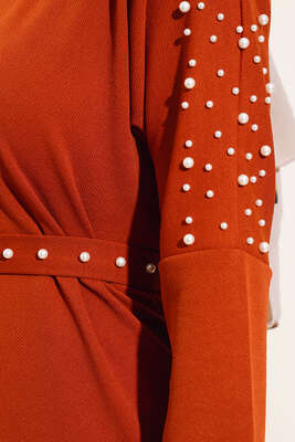 İnci Detaylı Kuşaklı Elbise Kiremit - Thumbnail