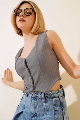 İnce Çizgili Kısa Yelek Gri - Thumbnail