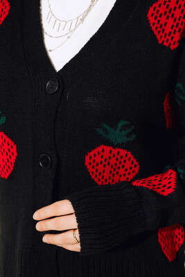 Çilek Desen Kısa Hırka Siyah - Thumbnail