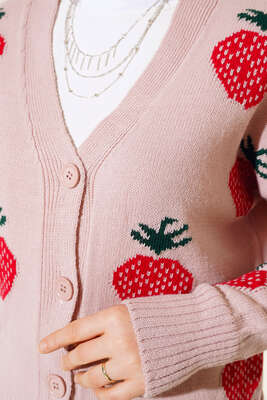 Çilek Desen Kısa Hırka Pudra - Thumbnail