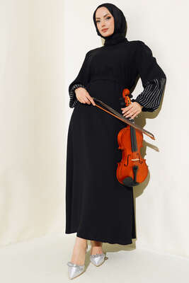 Kolu Taşlı Kuşaklı Elbise Siyah - Thumbnail