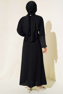 Kolu Taşlı Kuşaklı Elbise Siyah - Thumbnail