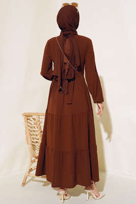 Önü Fırfırlı Kat Elbise Kahve - Thumbnail