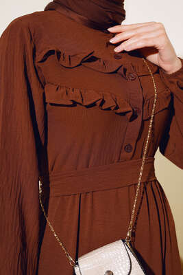 Önü Fırfırlı Kat Elbise Kahve - Thumbnail