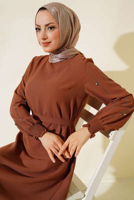 Kolu Taş Süslemeli Kuşaklı Elbise Taba - Thumbnail