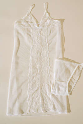 Pazarium - Dantel Süslemeli Fantazi Gecelik Beyaz