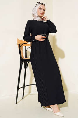 İki Yanı Piliseli Elbise Siyah - Thumbnail